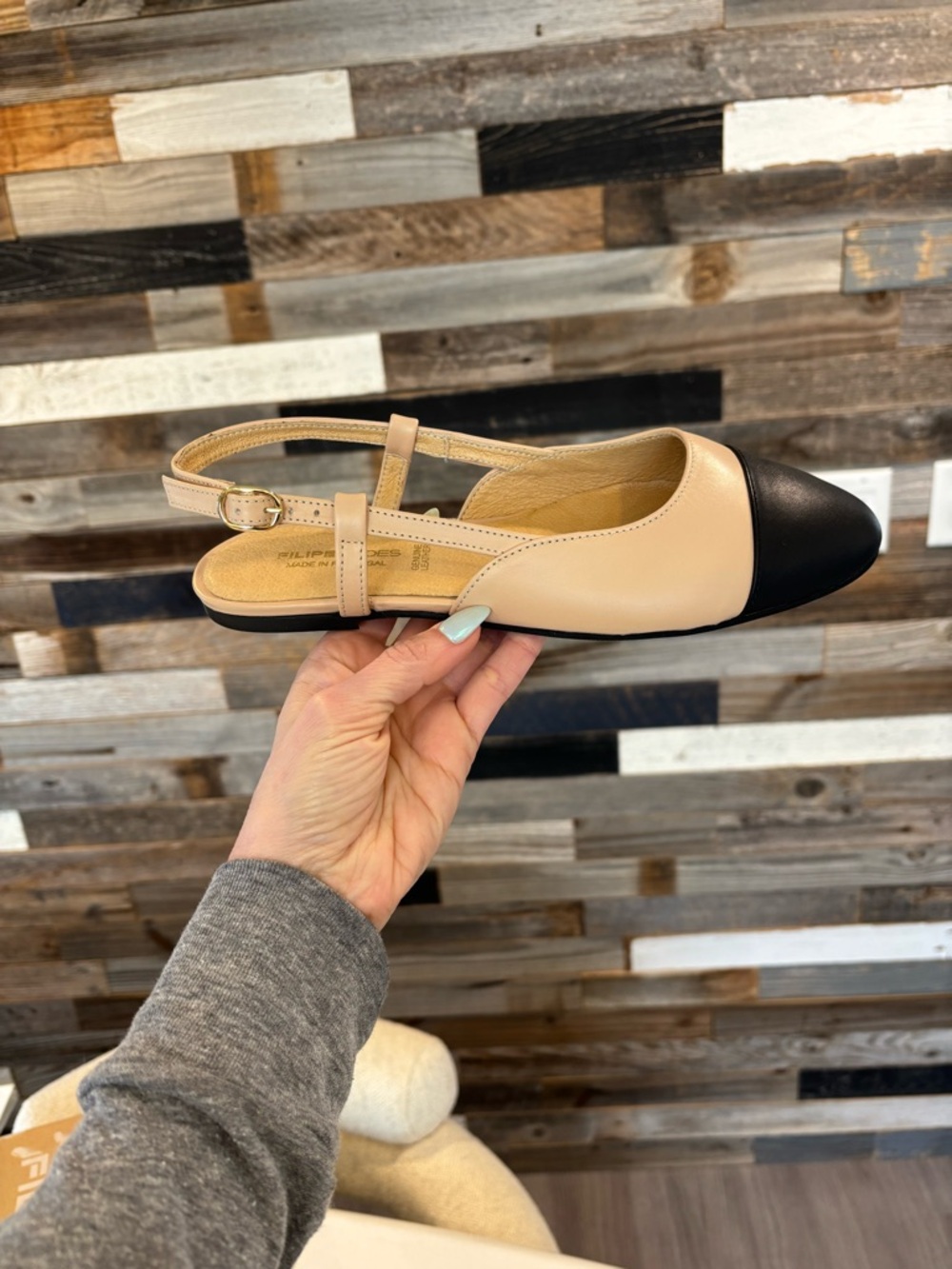 Womens Flats